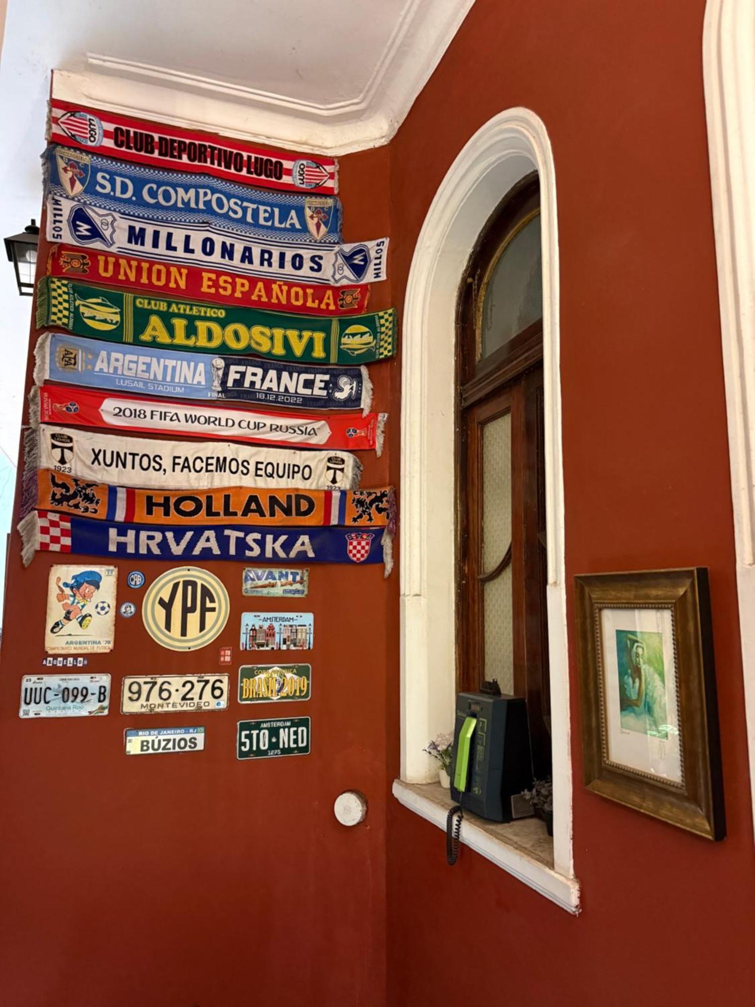 Hostelmo Hotel Buenos Aires Bagian luar foto
